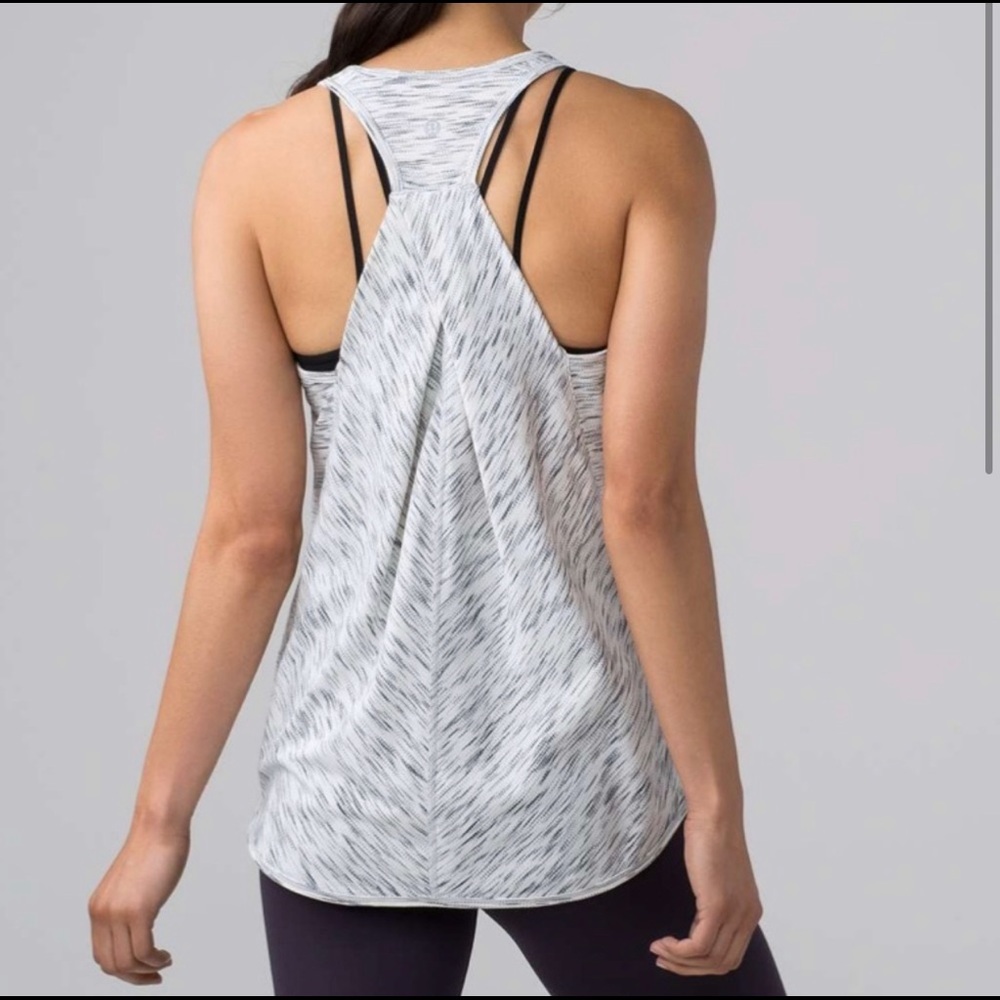 Lululemon Essential Tank Pleated 6